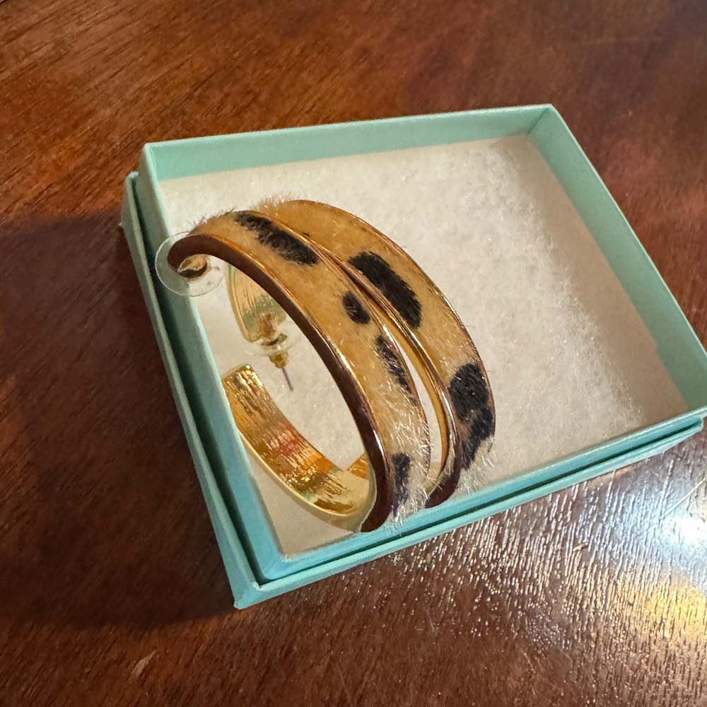 Park Lane "ESPRESSO" Cheetah Print Hoop Earrings